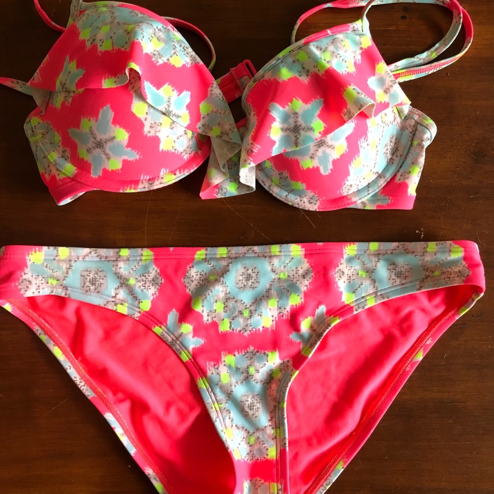 Floral Aerie bikini, lightly used 34C cup, small bottoms